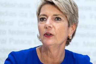 Le monde doit se préparer à une guerre plus longue que prévue, selon la conseillère fédérale Karin Keller-Sutter (archives).